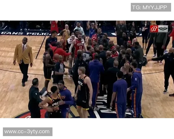 路威直言字母哥在垃圾时间扣篮只关注有利规则引发争议 路威直言字母哥在垃圾时间扣篮只关注有利规则引发争议